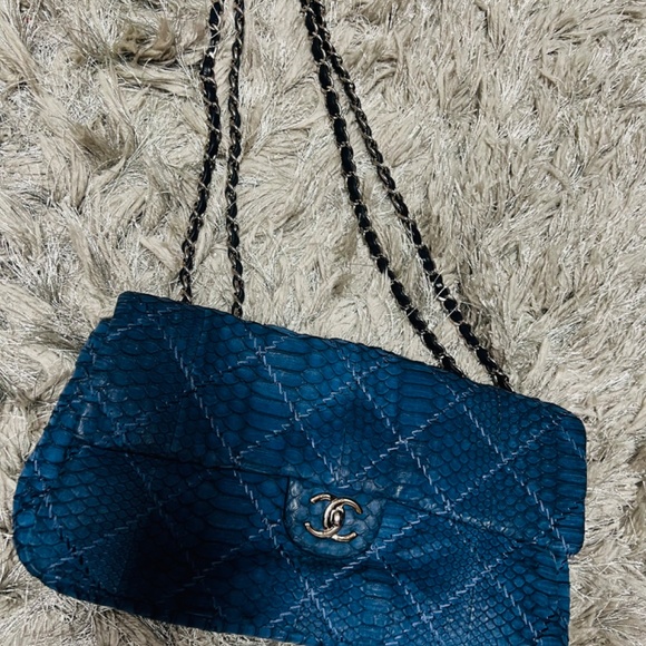 100% Authentic Python Blue Bag - Picture 8 of 11